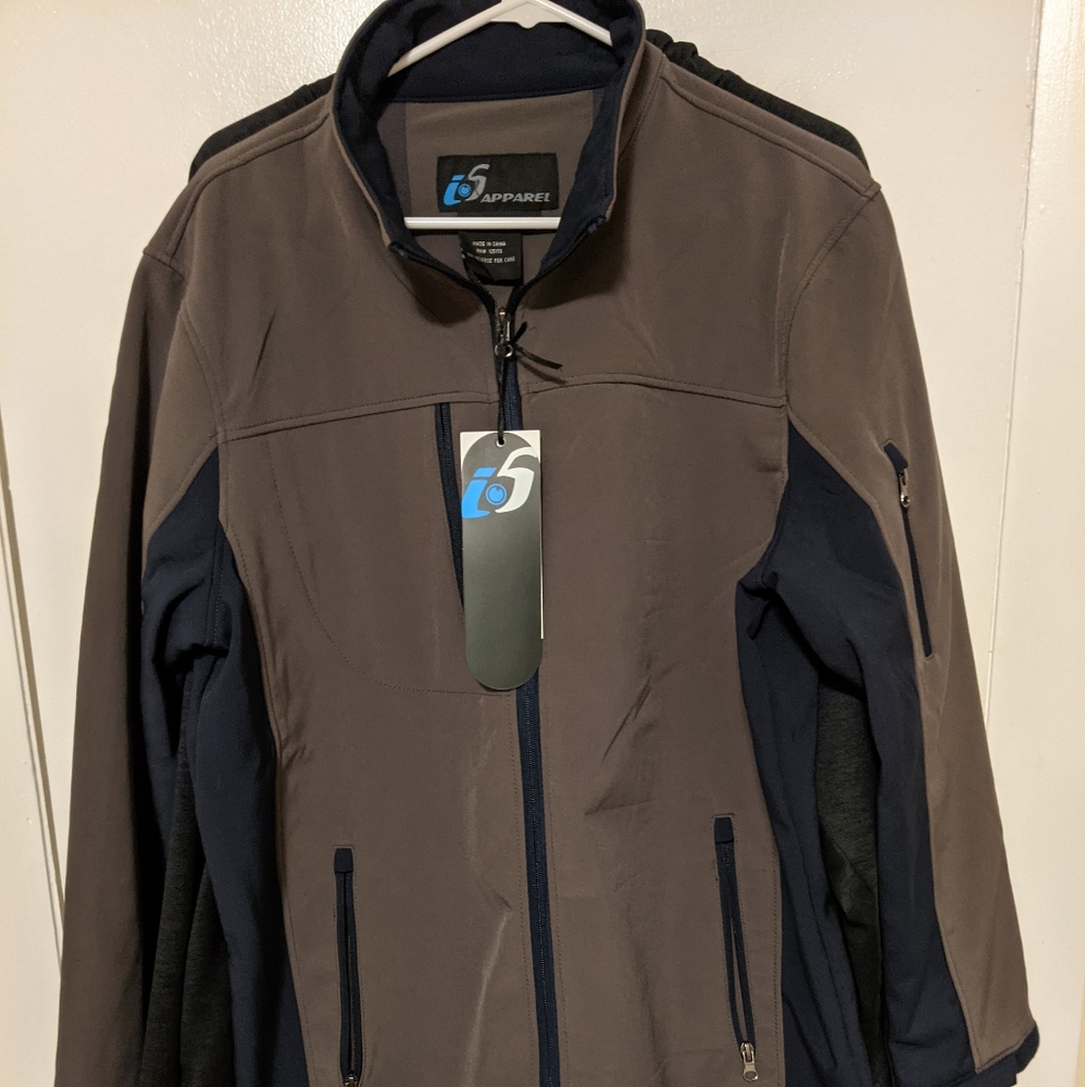 i5 Apparel charcoal and navy